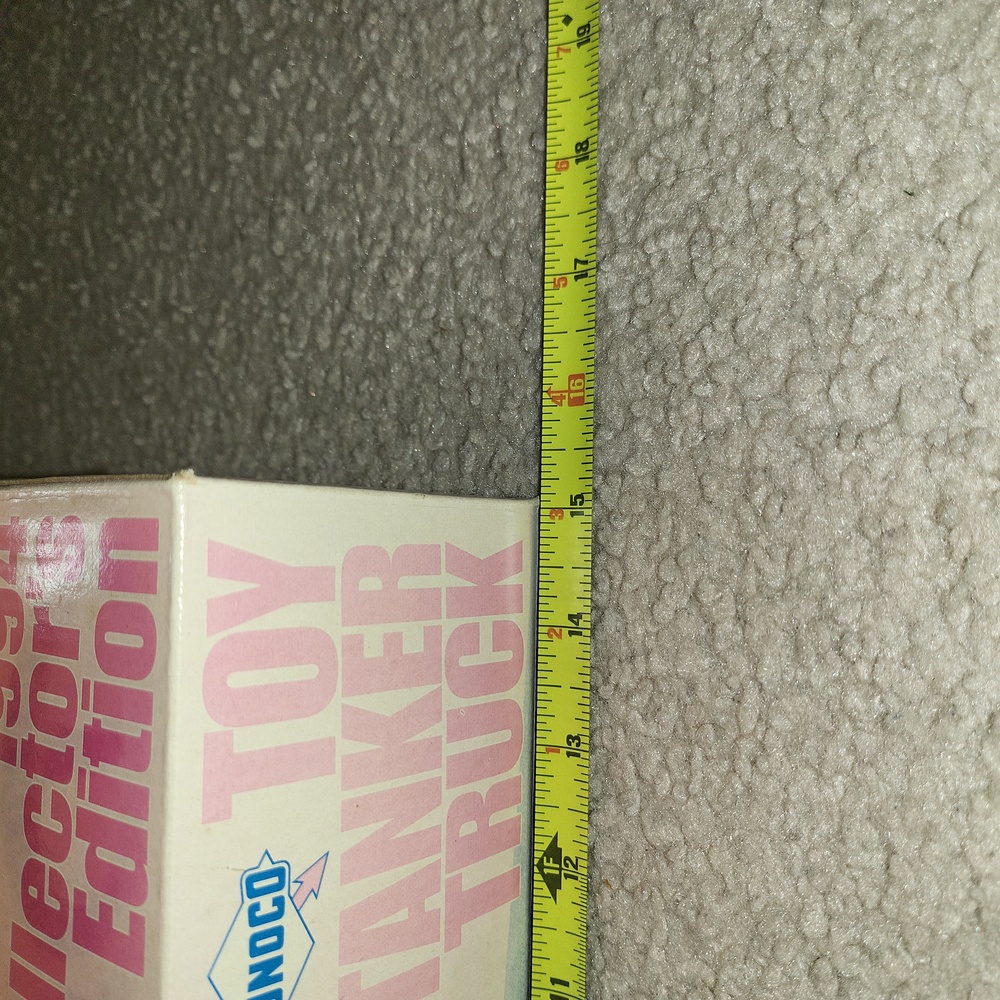 Sunoco 1994 Toy Tanker Truck Collector's Edition - Picture 5 of 6
